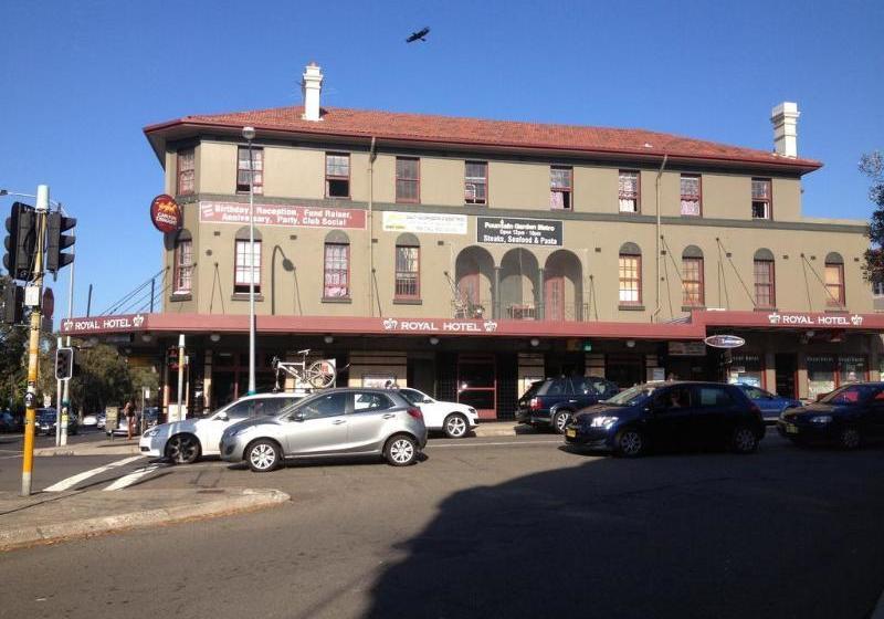 בית מלון כפרי Bondi Shores Accommodation