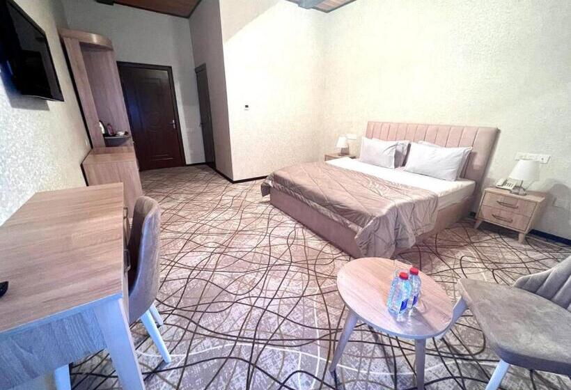 هتل Cinema Boutique