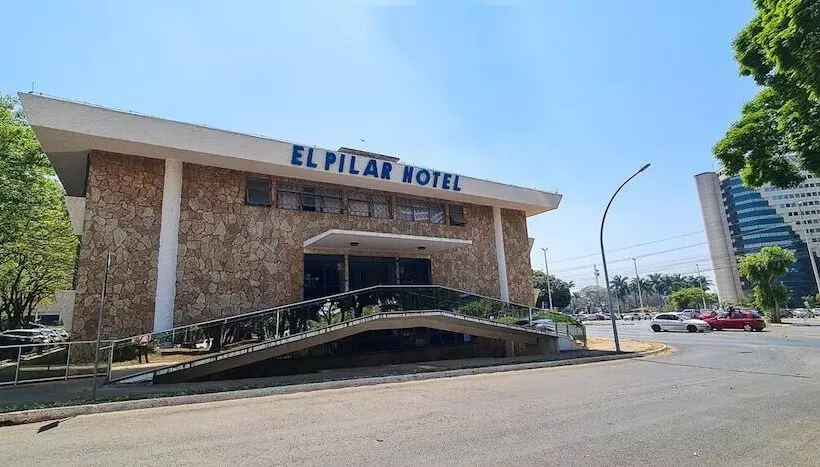 ホテル El Pilar