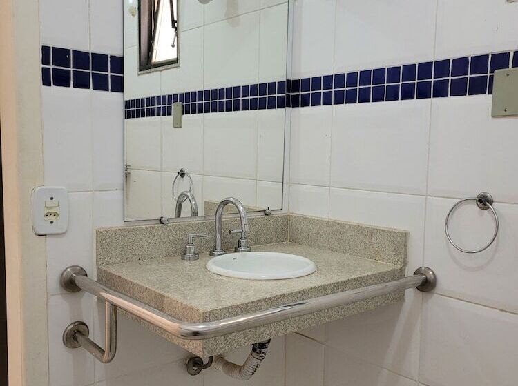 בית מלון כפרי El Pilar