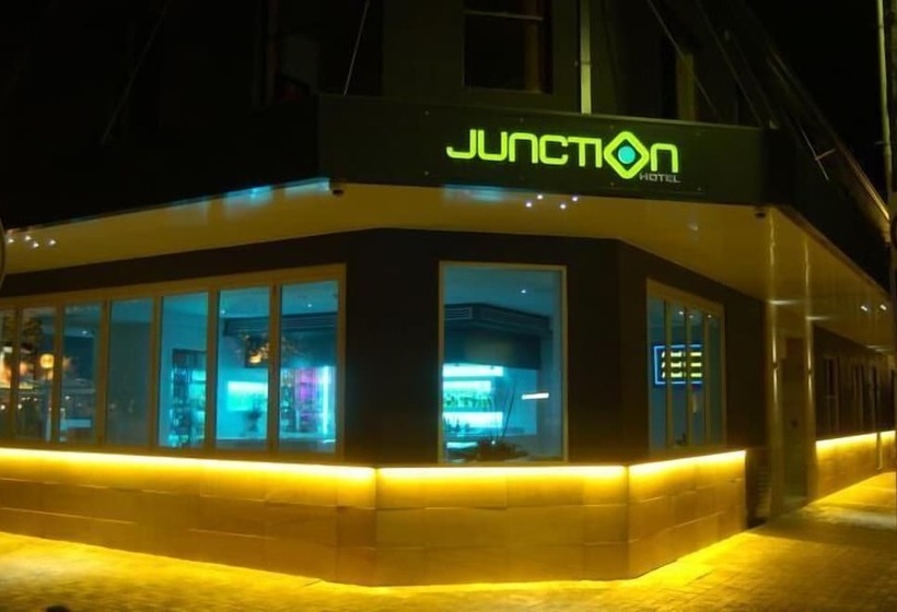 هتل Junction