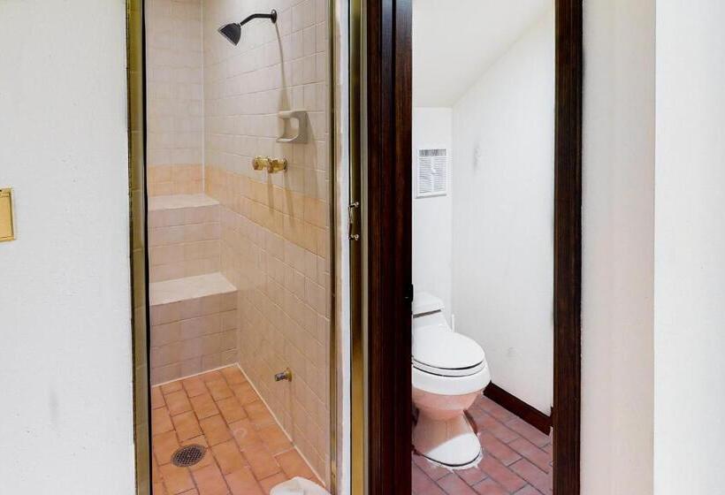 هتل Dakota Place 7