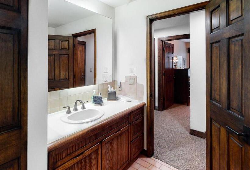 هتل Dakota Place 7