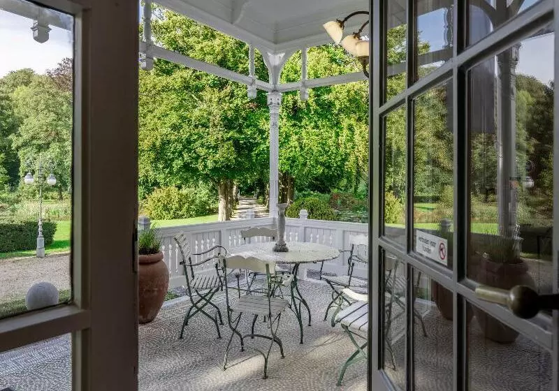 Hotelli Landgoed Altenbroek