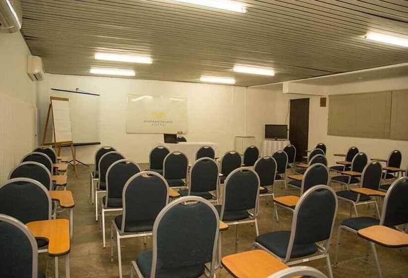 Hotel Mariano Palace