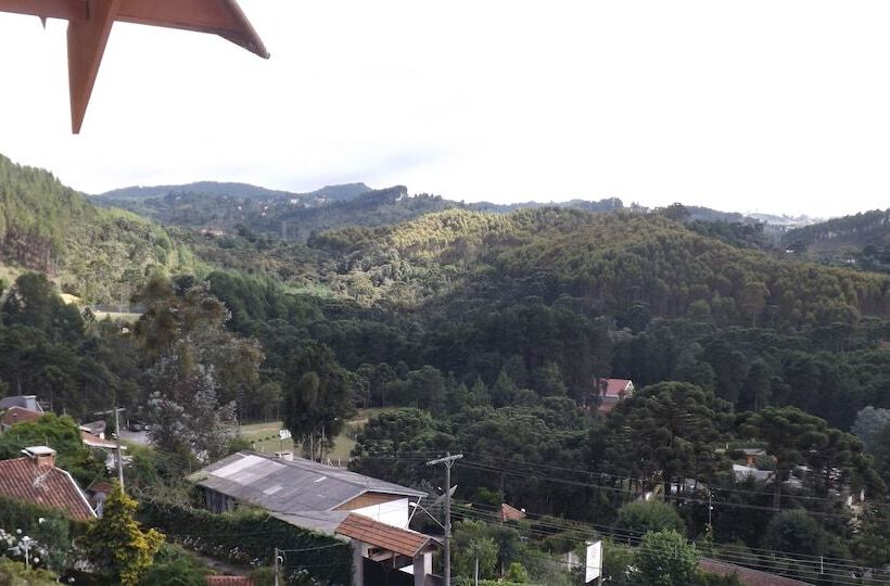 هتل Pousada Alpenrose