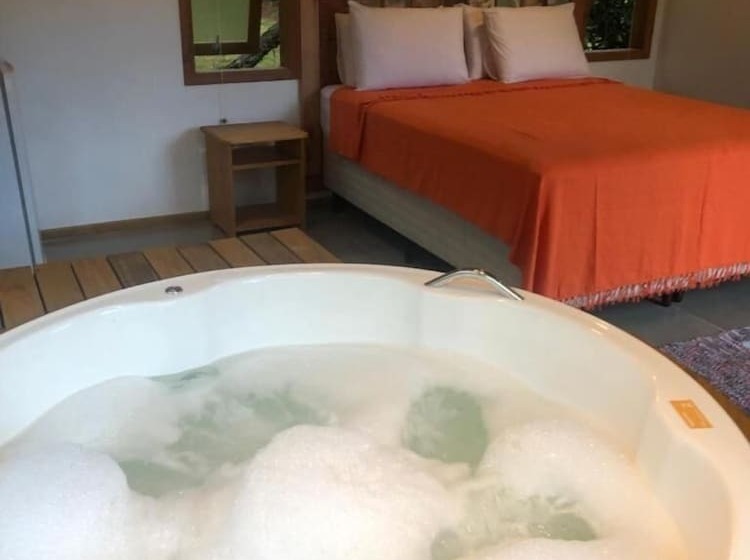 בית מלון כפרי Pousada Watu Kerere