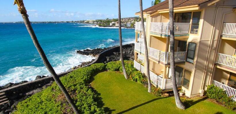 בית מלון כפרי Sea Village