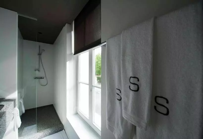 ホテル Square