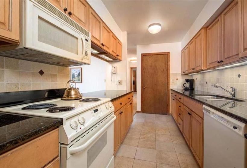 בית מלון כפרי Teewinot Condominiums