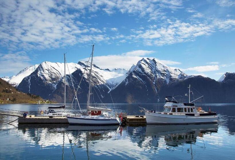 Sagafjord Hotel By Classic Norway Hotels