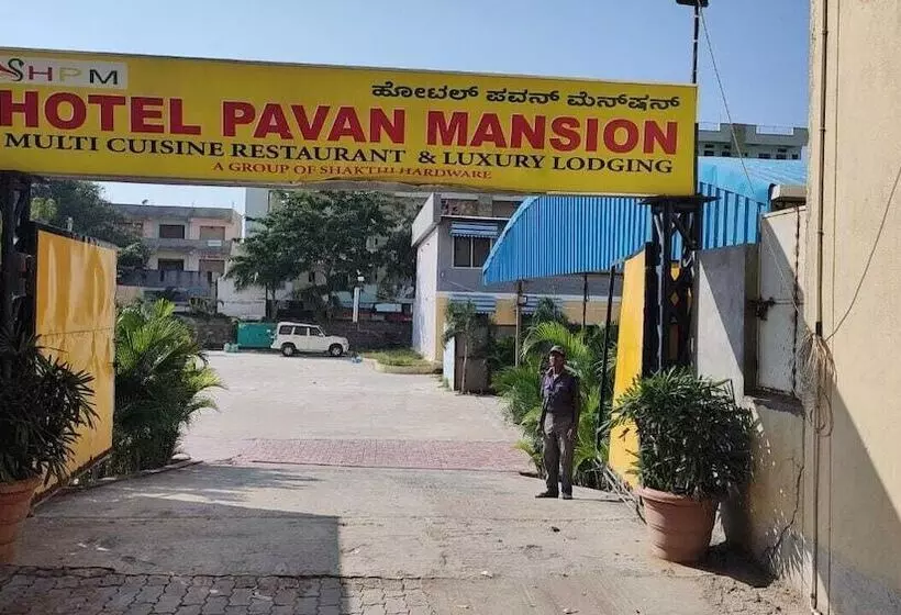 Hotelli Pavan Mansion