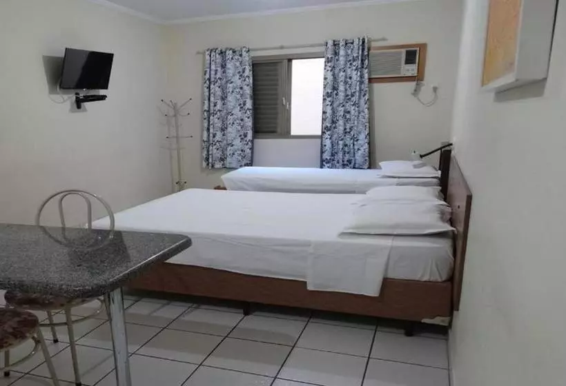 Alerri Hotel