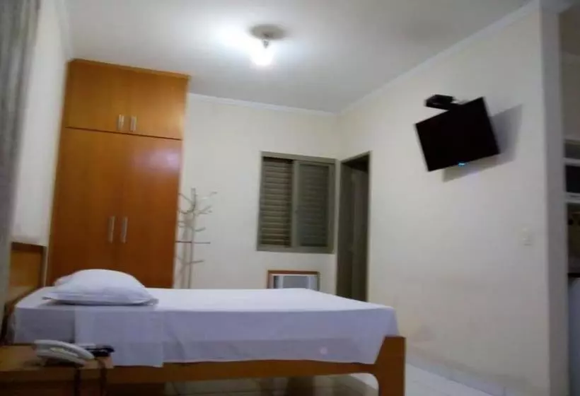 Alerri Hotel