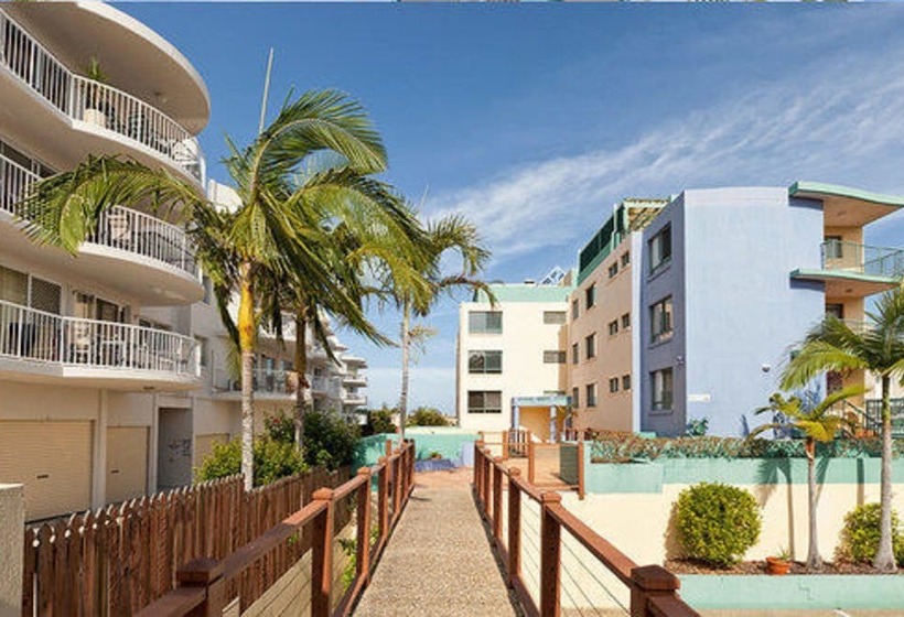 Bayviews & Harbourview Holiday Apartments