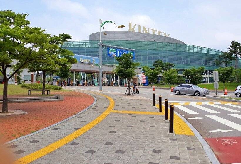 호스텔 Good Moments Sharehouse