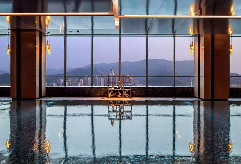 Hilton Jinan South Hotel & Residences