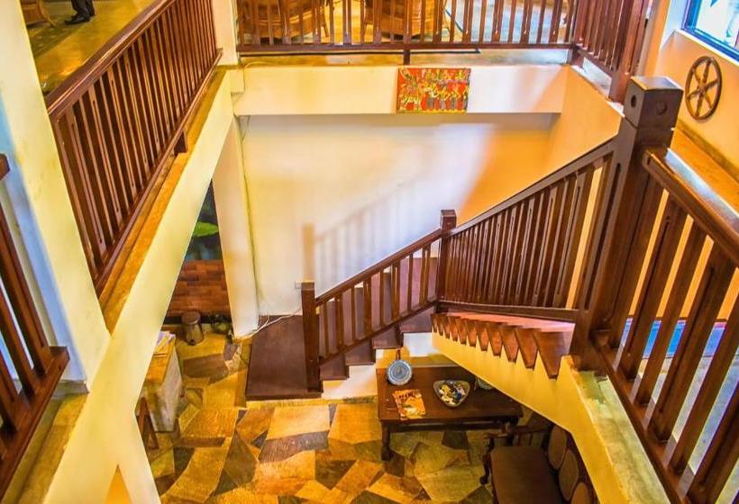 فندق Brookside Resort By Earl S