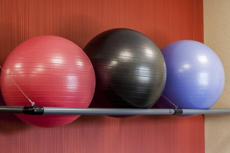 호텔 Courtyard By Marriott Montreal West Island/baie D’urfe