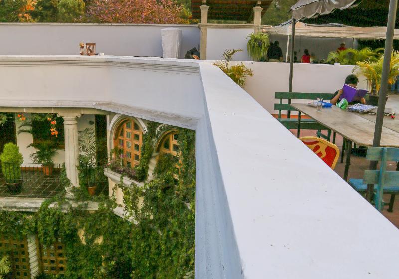 هتل El Carmen Suites