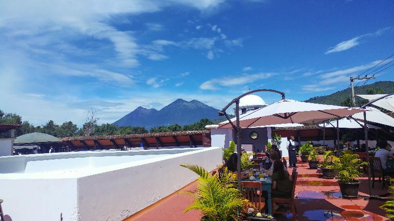 هتل El Carmen Suites