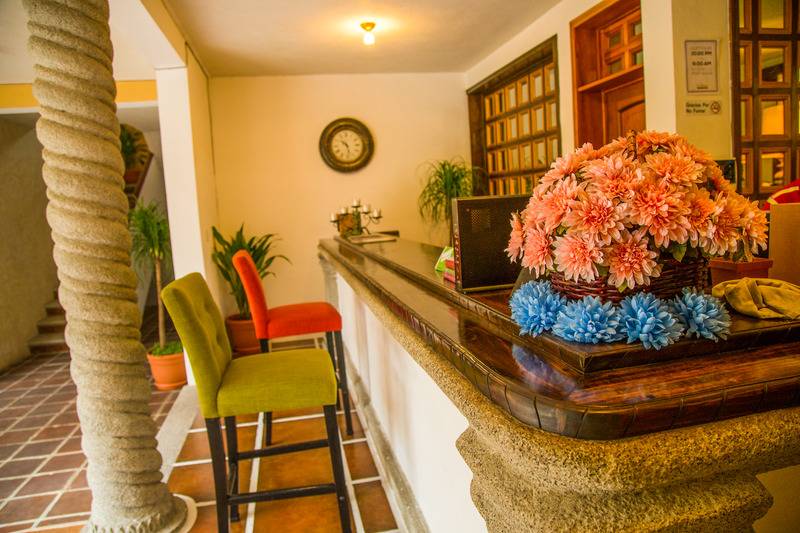 هتل El Carmen Suites