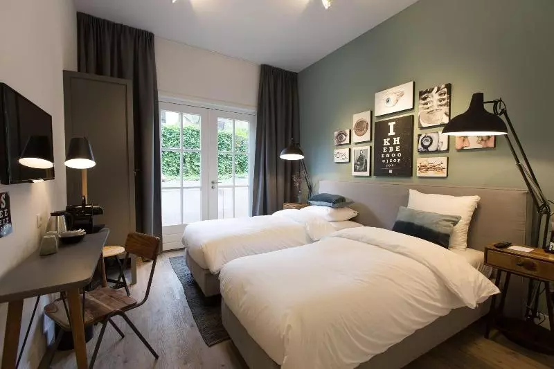 Hotel Eye