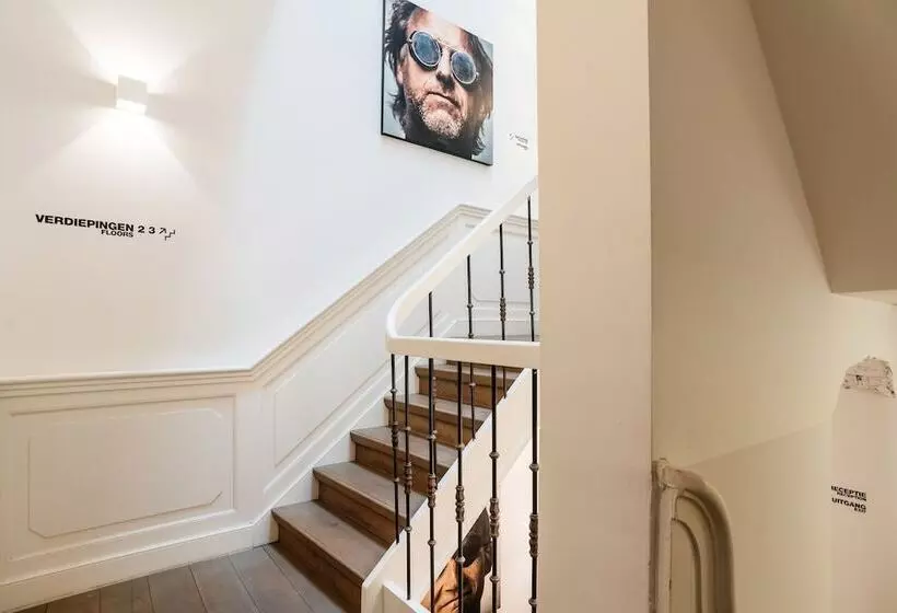 Hotel Eye