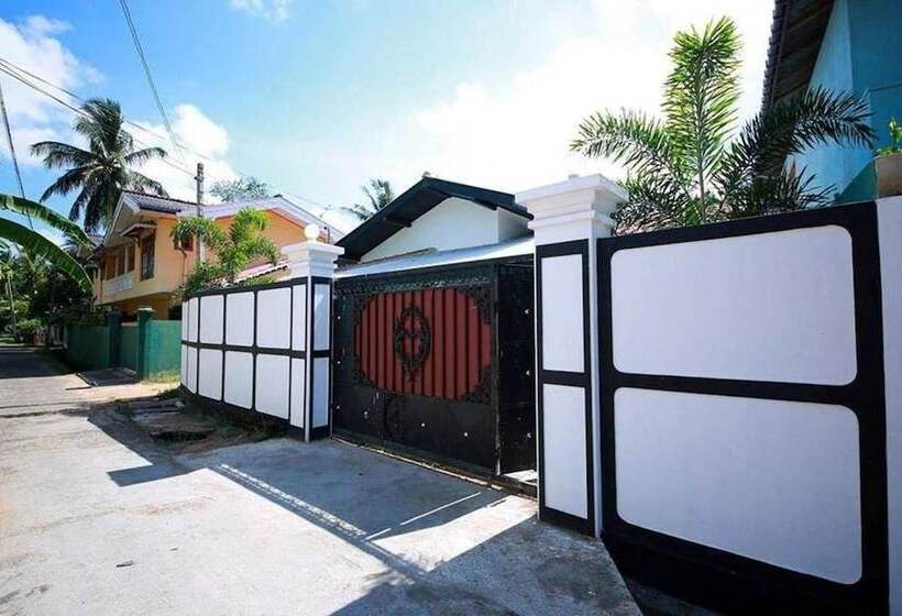 Отель Grand Conch Villa