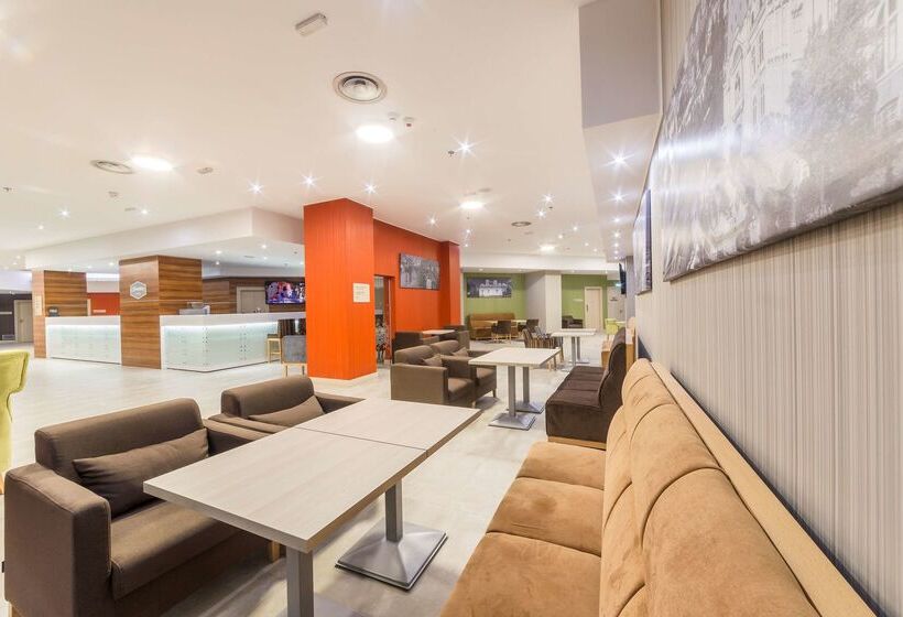 בית מלון כפרי Hampton By Hilton Iasi