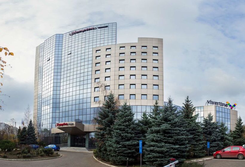 בית מלון כפרי Hampton By Hilton Iasi