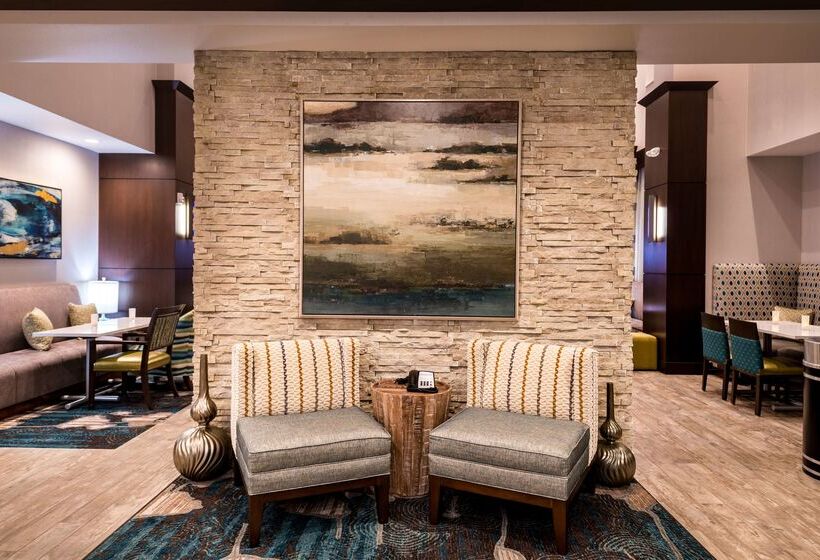 هتل Hampton Inn & Suites Olympia Lacey