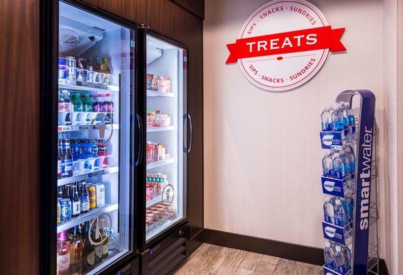 هتل Hampton Inn & Suites Olympia Lacey