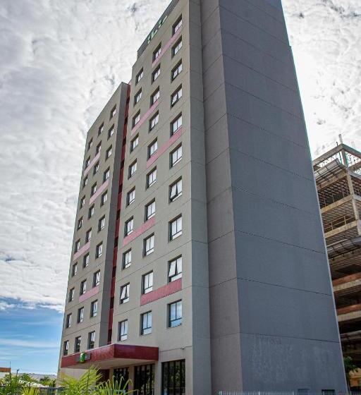 בית מלון כפרי Nacional Inn Palmas