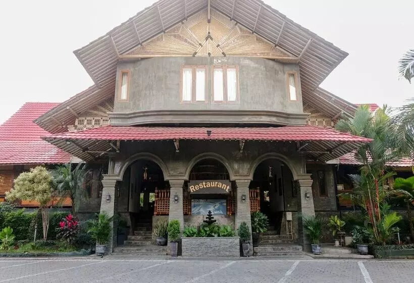 ホテル Mahkota Plengkung By Ecommerceloka