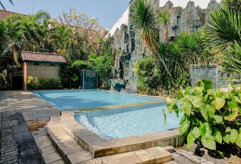 فندق Mahkota Plengkung By Ecommerceloka