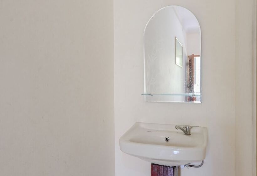 فندق Mahkota Plengkung By Ecommerceloka