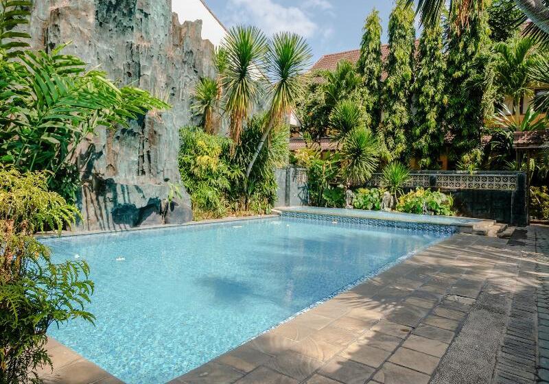 فندق Mahkota Plengkung By Ecommerceloka