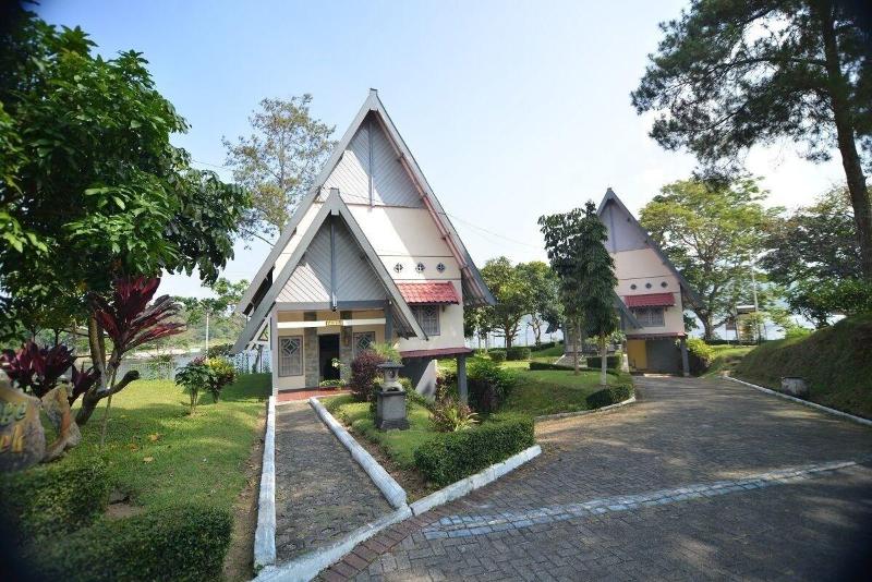 Hotel Taman Wisata Selorejo And Resort