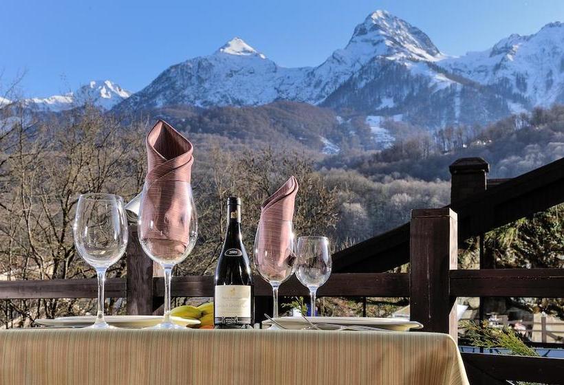 فندق Villa Adriano