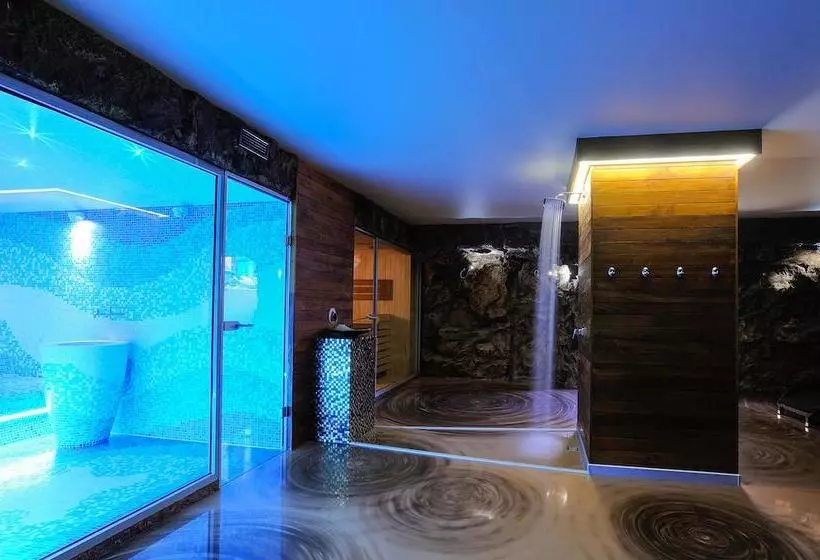 ホテル Villa Adriano