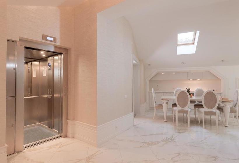 فندق Villa Adriano