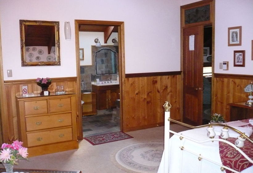 Sandiacre House B & B