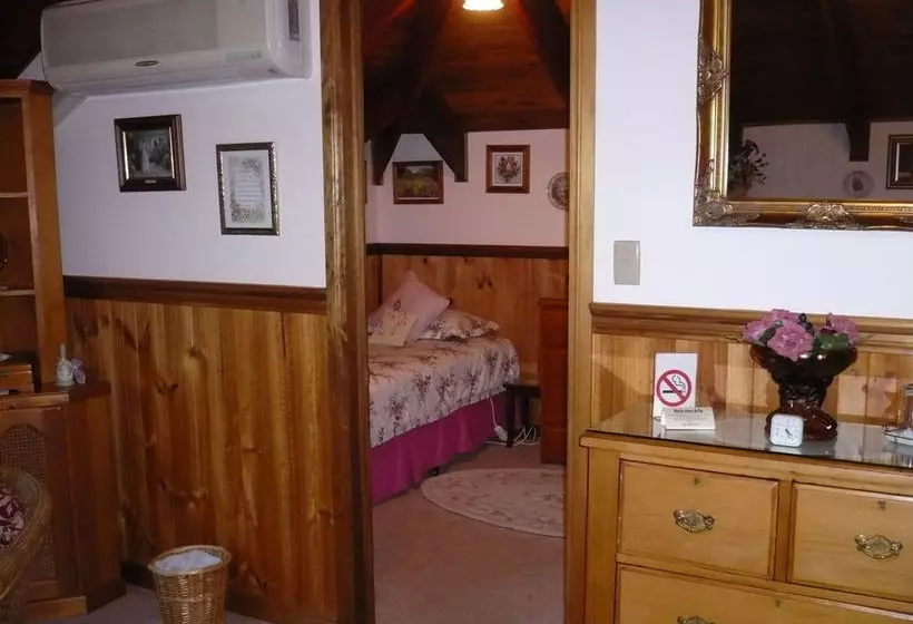 Sandiacre House B & B