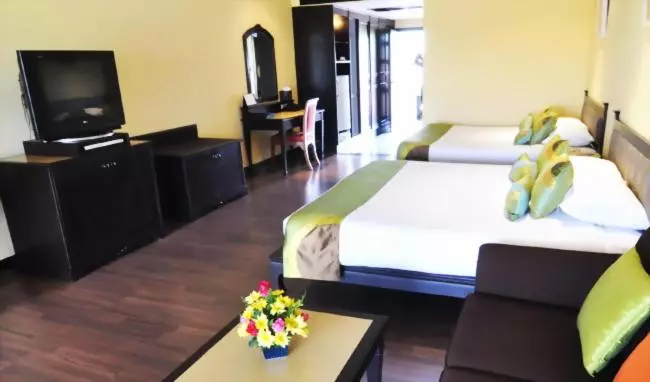 Sir James Resort