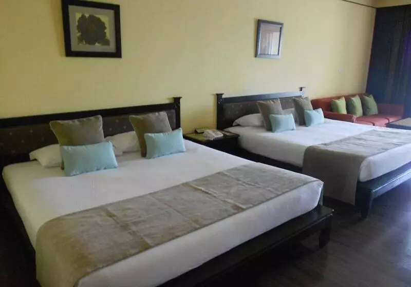 Sir James Resort