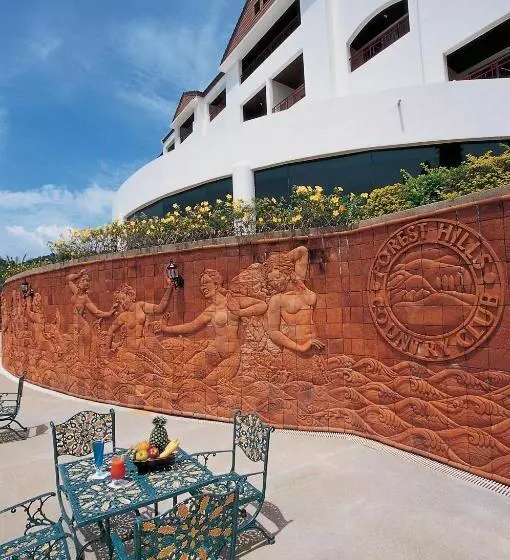 Sir James Resort