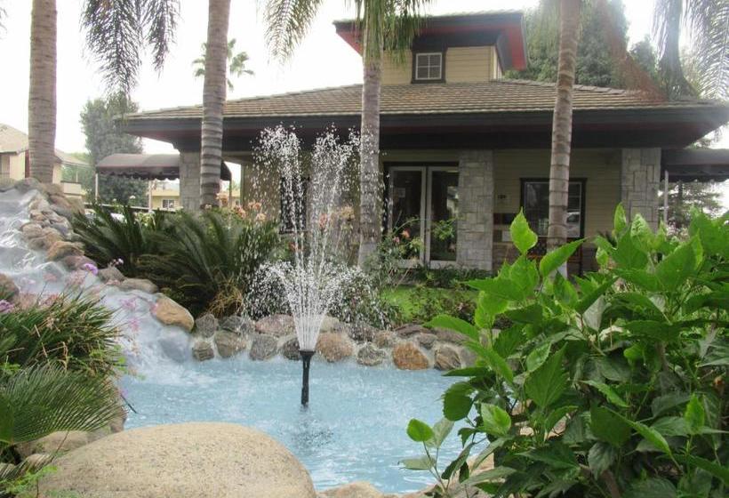 Whispering Meadows Apartments