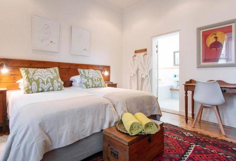 22 Die Laan Guest House