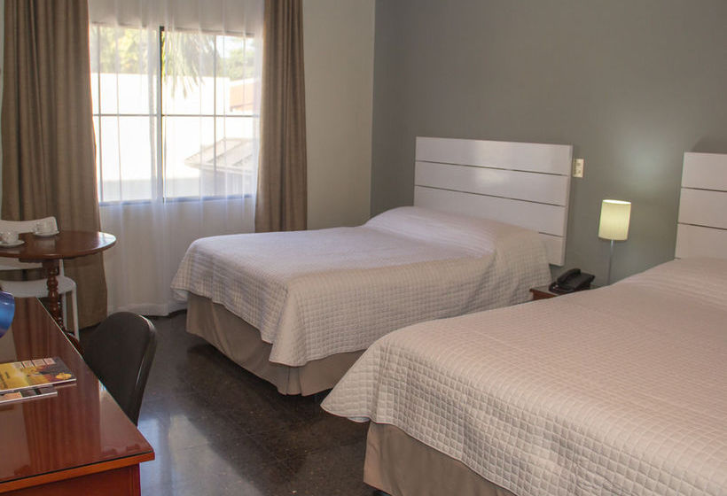 ホテル María José Suites